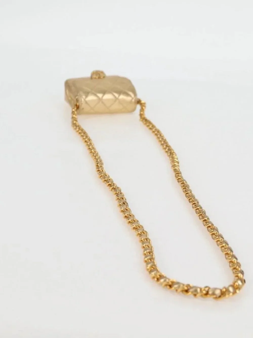 CHANEL Mini Mini Matelasse 7 Chain Bag Lamb Skin Gold Tone CC Auth 120870SAV
